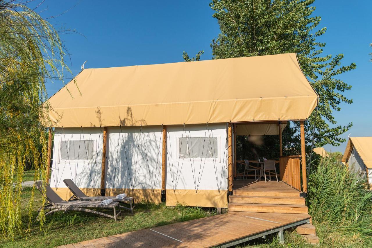 Nabi Resort Glamping & Spa Castel Volturno Exterior photo